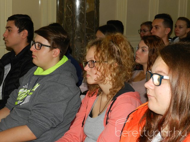 Nyitnikék 2018 - Tudományos ülés 16